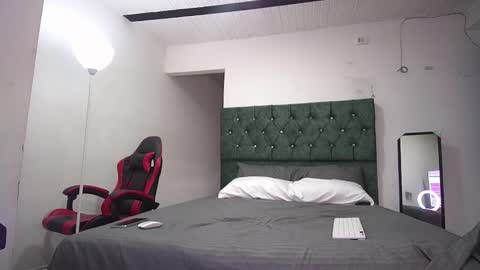 andrew restrepo online show from September 14, 6:31 pm