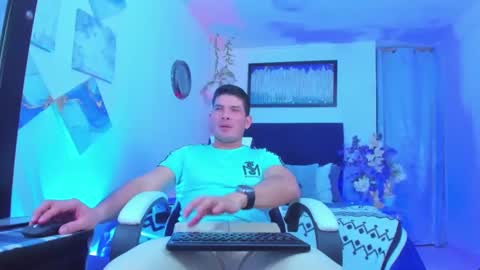 andrewstelee online show from February 26, 3:03 am