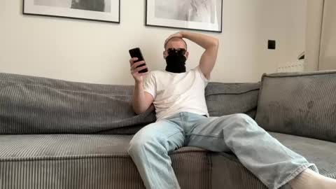 andrii3000 online show from April 19, 12:39 pm