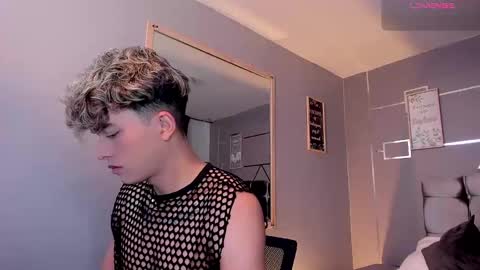 Snapshot of andrius_24 chatting on January 23, 12:52 pm      online show from January 23, 12:52 pm