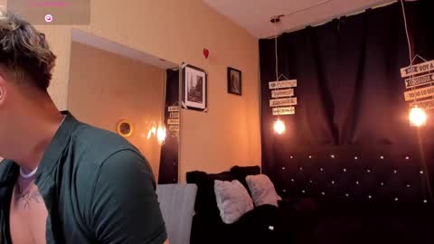 Snapshot of andrius_24 chatting on February 24, 5:09 pm      online show from February 24, 5:09 pm