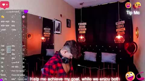 Snapshot of andrius_24 chatting on September 14, 3:35 pm      online show from September 14, 3:35 pm