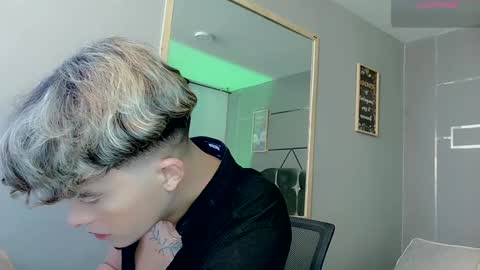 Snapshot of andrius_24 chatting on February 1, 1:41 pm      online show from February 1, 1:41 pm