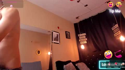 Snapshot of andrius_24 chatting on March 1, 5:38 pm      online show from March 1, 5:38 pm