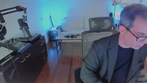 Andrew online show from July 24, 4:48 pm