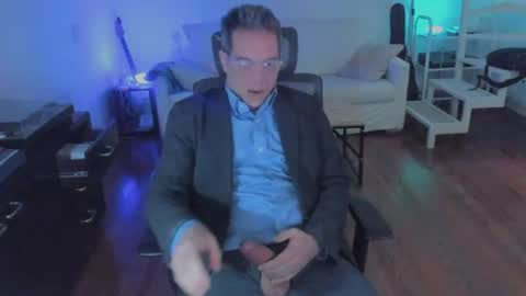 Andrew online show from July 10, 2:44 pm