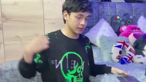 Andy online show from February 4, 1:06 pm