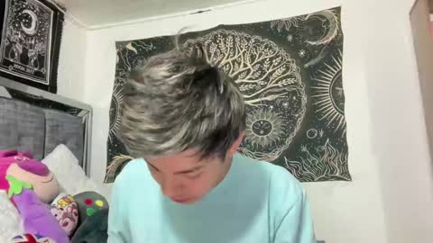 Andy online show from February 26, 1:32 pm