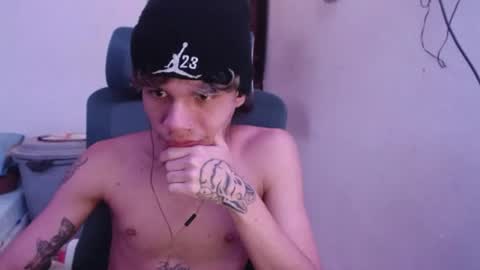 andy_dan1 online show from June 20, 2:23 pm