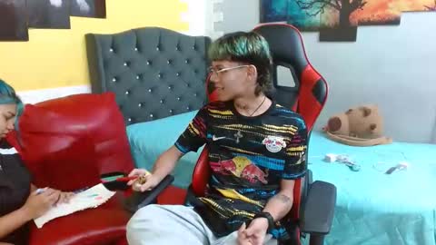 andy_dan1 online show from February 18, 8:30 pm