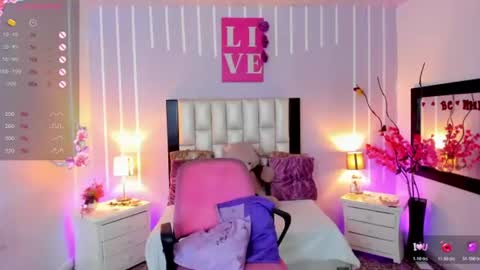 Andrea online show from June 10, 1:43 pm