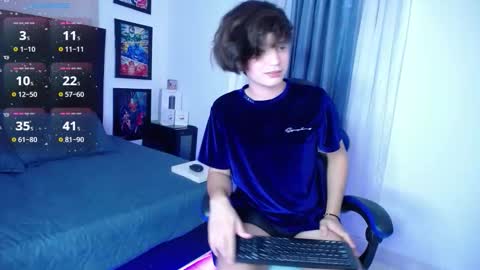 andy online show from October 28, 10:33 pm