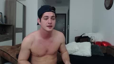 Snapshot of andyfame1 chatting on February 26, 5:03 am Andy Fame online show from February 26, 5:03 am