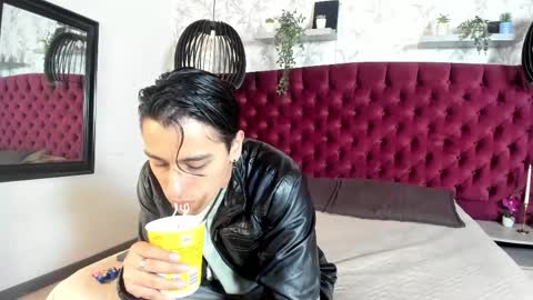 Andy Joy  online show from April 7, 11:23 am