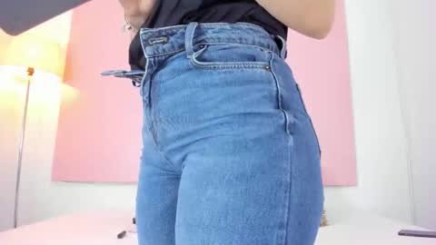 Andy  online show from November 11, 2:30 pm