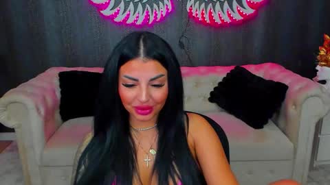 Anne online show from December 5, 7:00 pm