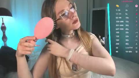 Ange online show from June 14, 7:32 am