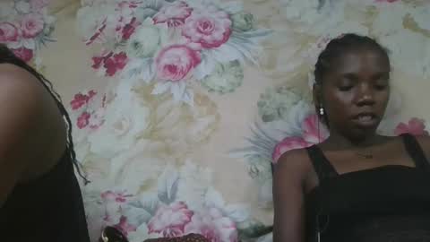 angeeliine online show from March 27, 8:37 am