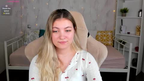 Grace online show from March 2, 7:15 am