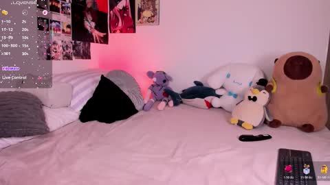 Angel   help me with 100 thumbs up online show from February 13, 9:18 pm