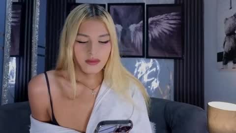 Angel-dragun online show from August 4, 3:02 am