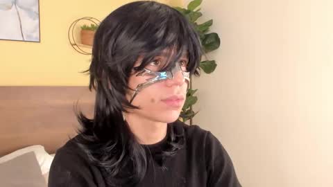 Angel online show from February 25, 11:30 pm