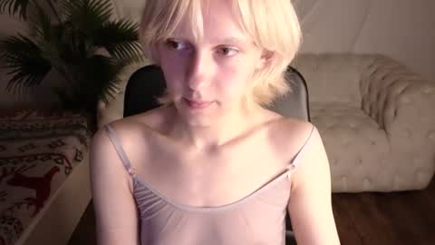 angel online show from July 28, 9:51 am
