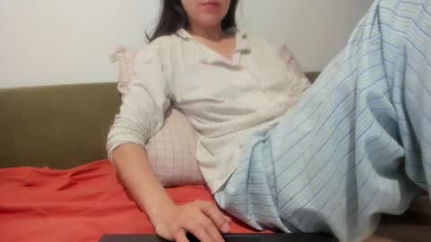 angel_lee__ online show from April 19, 7:42 am