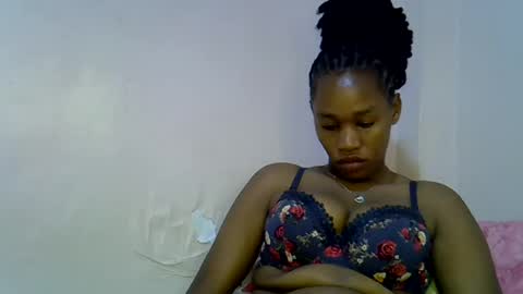 angel_mia5 online show from July 28, 3:54 pm