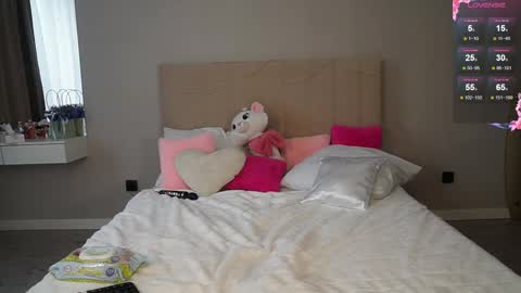 angel_quincy online show from March 10, 8:39 am