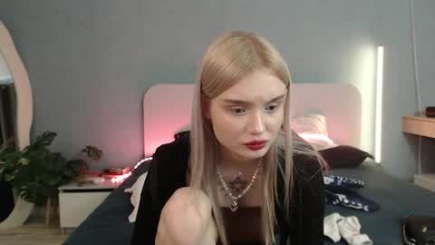 Angela online show from May 22, 12:50 am