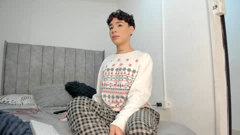 Angel online show from December 15, 4:51 am