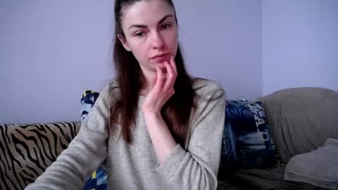 Zoe online show from May 5, 8:20 am