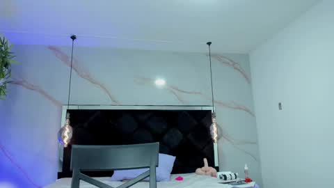 ANGELA online show from September 19, 1:26 pm