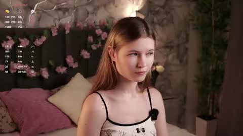 Mary online show from July 6, 12:13 pm