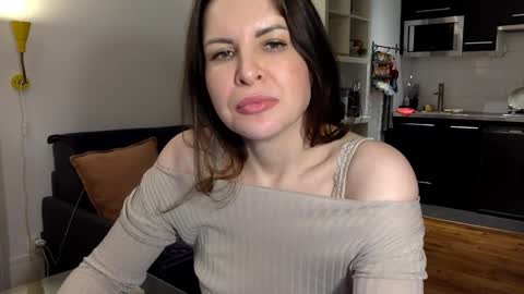 Angela online show from February 14, 10:36 pm