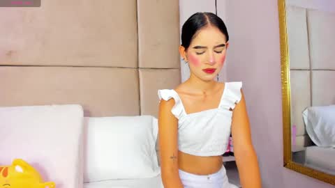angelag_ online show from July 4, 4:16 am