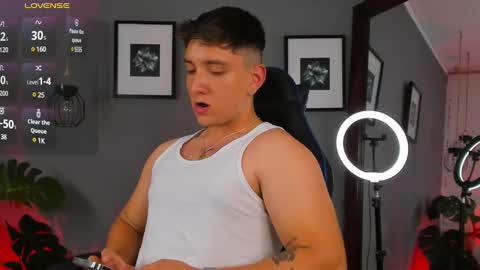 angelbell19 online show from February 18, 12:26 am