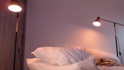 Angel online show from March 5, 9:48 pm