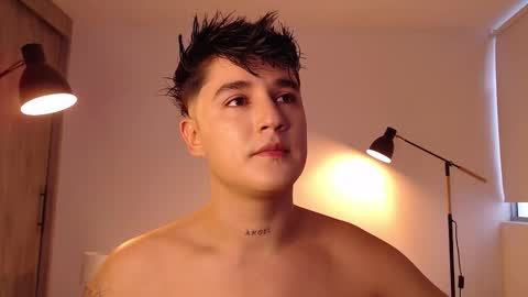 Angel online show from December 21, 9:54 pm