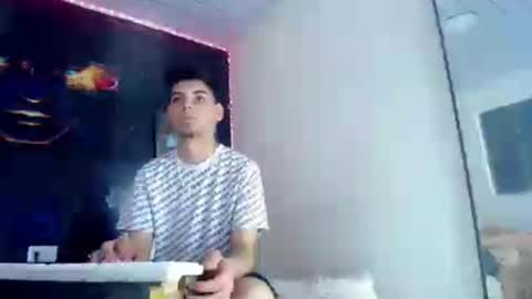angeldavid_889279 online show from August 7, 3:38 am