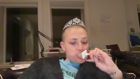 angeleleven11 online show from January 19, 3:50 am