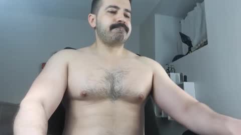 Angel Fusco online show from April 21, 2:37 am