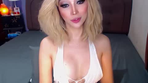 MS. AMALIA online show from June 7, 8:08 am