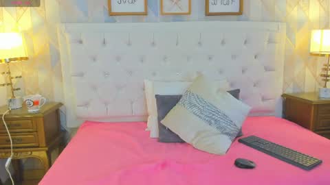 angelina_fischer online show from June 12, 7:24 pm