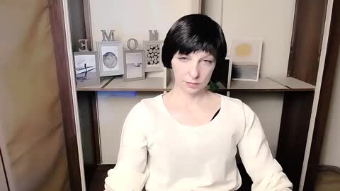 Angelina online show from March 3, 10:00 am