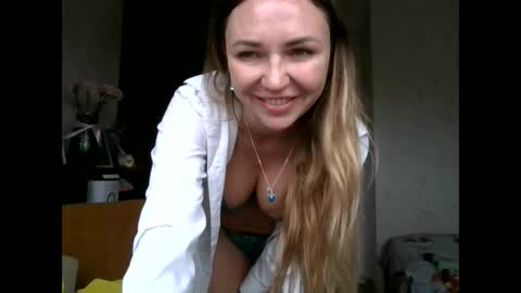 angelinalove28 online show from November 6, 8:06 am