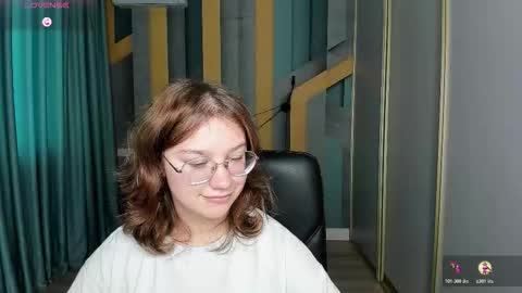 AngelinaLow online show from October 30, 1:55 pm