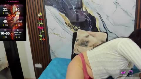 angeline online show from October 28, 9:10 am