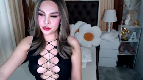 angelique_hart online show from July 28, 2:13 pm